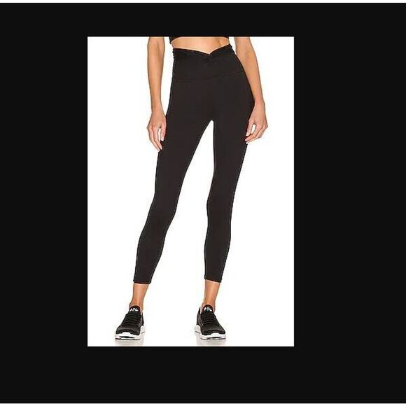 Free People Movement Size Small S Black Breathe Deeper Twist Front Pull On Activ - Picture 2 of 9